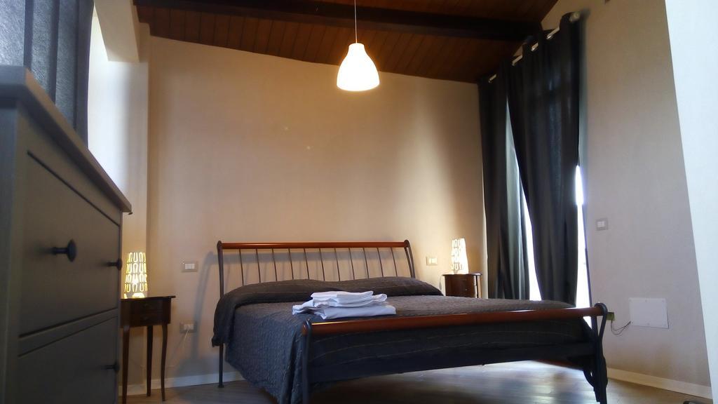 Ferienwohnung Residenza Del Borgo Amelia Zimmer foto