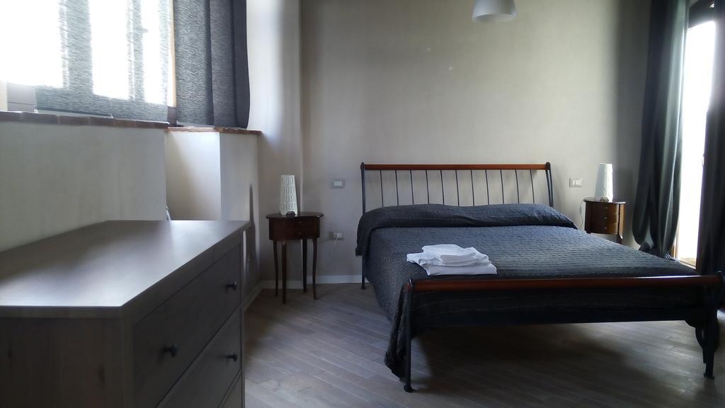 Ferienwohnung Residenza Del Borgo Amelia Zimmer foto